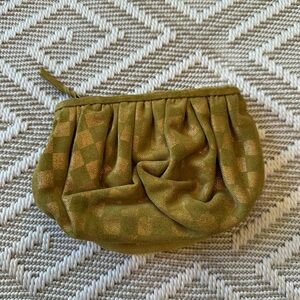 Llani Puff Pouch- in Earth *NWOT